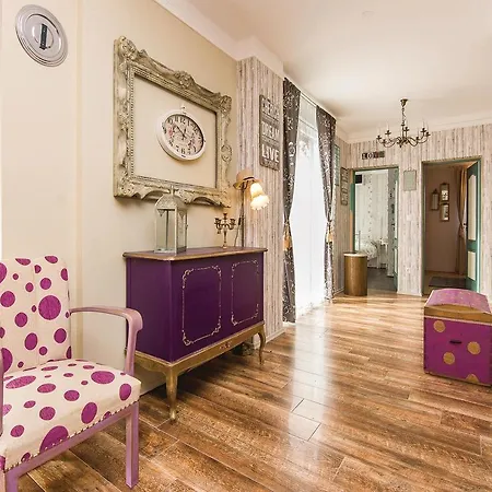Three-bedroom In Daire Pakoštane