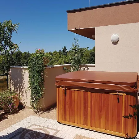 Daire Three-bedroom In Pakoštane
