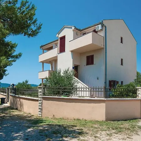 3 Bedroom Beautiful In Biograd Apartment Opatijski Torovi