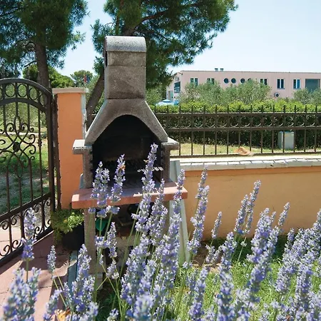 3 Bedroom Beautiful In Biograd Apartment