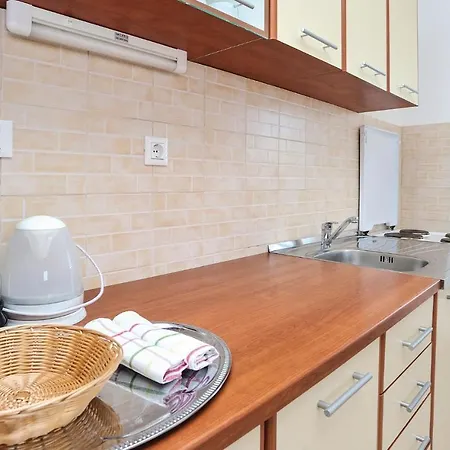 3 Bedroom Beautiful In Biograd Apartment Opatijski Torovi