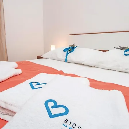 3 Bedroom Beautiful In Biograd Apartment